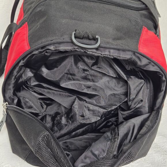 Y2K Oakley Red Black Multi Pocket Duffle Gym Bag Workout  Embroidered Studded - Picture 14 of 16